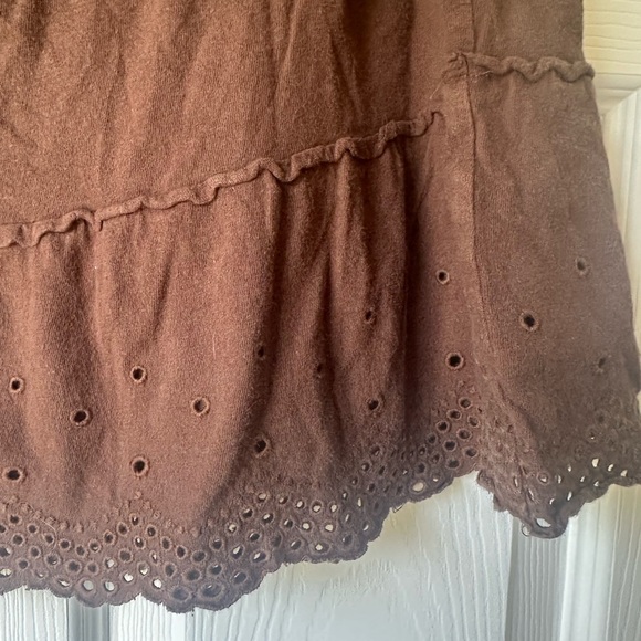 Vintage Hollister Brown Tiered A-Line Cotton Boho Mini Skirt with Eyelet Detail - Picture 3 of 7